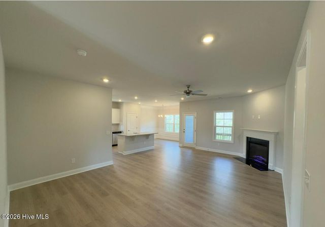 143 Firethorn Circle, Wallace, NC 28466