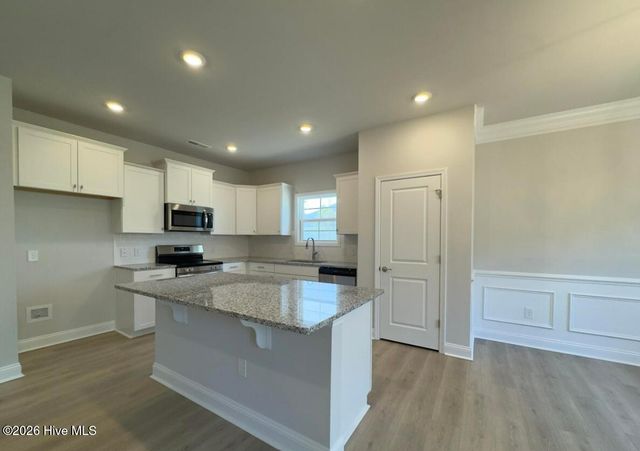 143 Firethorn Circle, Wallace, NC 28466