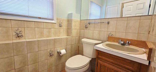 15 Putnam Place 15, Winthrop, MA 02152