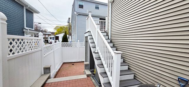 15 Putnam Place 15, Winthrop, MA 02152