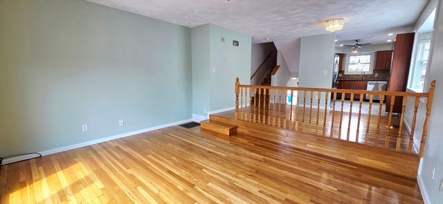 15 Putnam Place 15, Winthrop, MA 02152