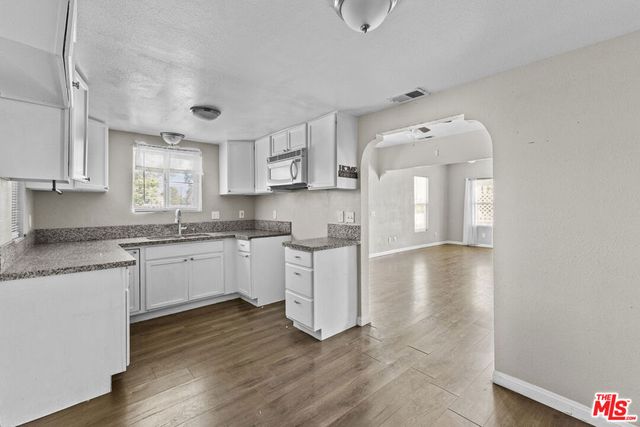 427 E Main Street, San Jacinto, CA 92583