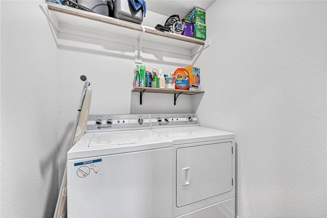 5813 W Greens Chapel Road, Fayetteville, AR 72704