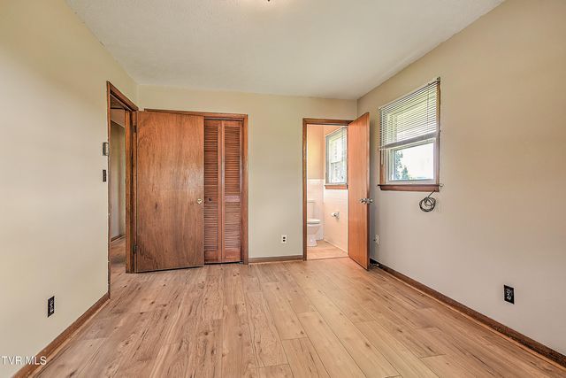 228 Oneida Court, Kingsport, TN 37664
