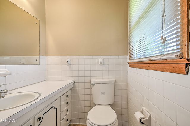 228 Oneida Court, Kingsport, TN 37664
