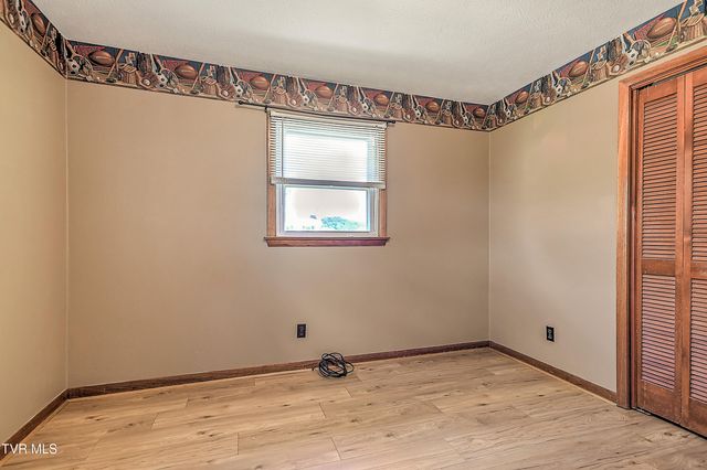 228 Oneida Court, Kingsport, TN 37664