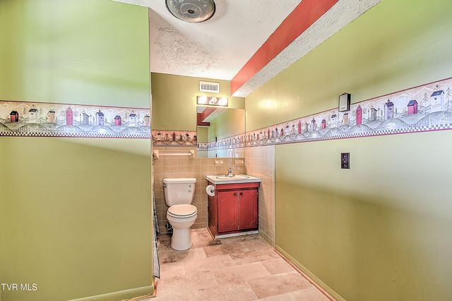 228 Oneida Court, Kingsport, TN 37664