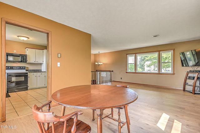 228 Oneida Court, Kingsport, TN 37664