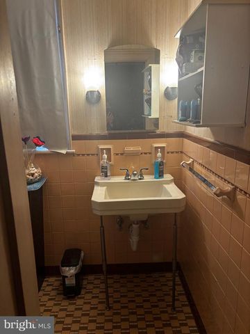 812 E ELMER ST, Vineland, NJ 08360