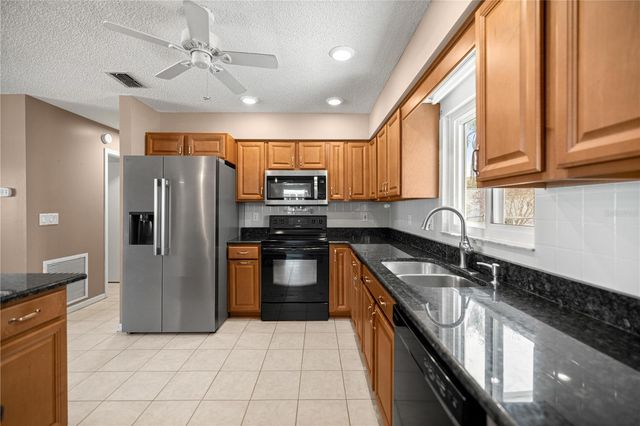 17866 SE 108TH COURT, Summerfield, FL 34491