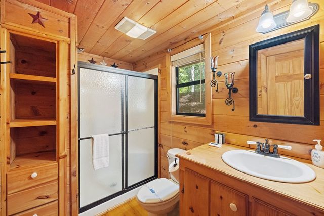 129 N Cherokee Drive, Blue Ridge, GA 30513