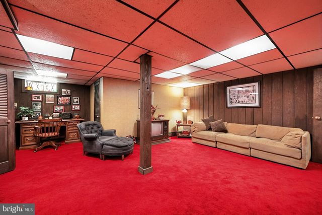 1920 ARENA DR, Trenton, NJ 08610
