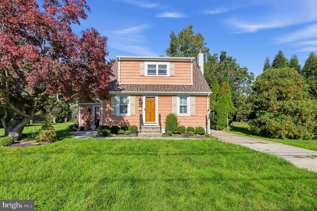 1920 ARENA DR, Trenton, NJ 08610