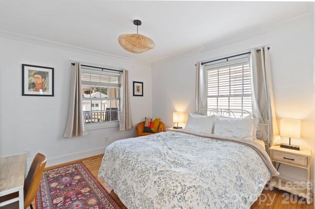 425 Tremont Avenue E, Charlotte, NC 28203