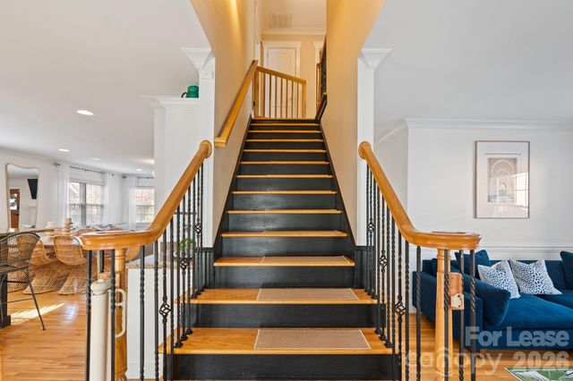 425 Tremont Avenue E, Charlotte, NC 28203