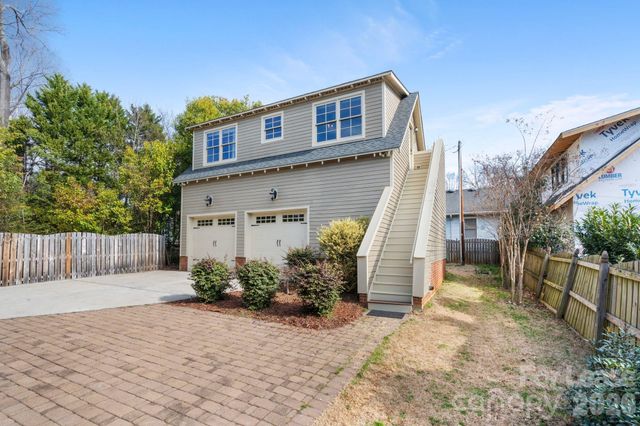 425 Tremont Avenue E, Charlotte, NC 28203