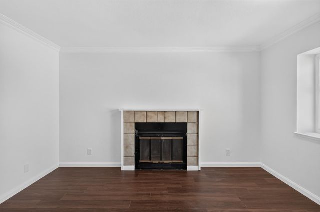 8684 Tiogawoods Dr, Sacramento, CA 95828