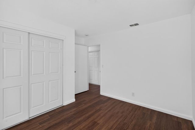 8684 Tiogawoods Dr, Sacramento, CA 95828