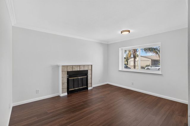 8684 Tiogawoods Dr, Sacramento, CA 95828