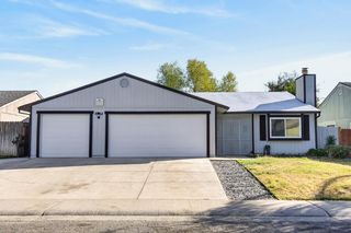 8684 Tiogawoods Dr, Sacramento, CA 95828