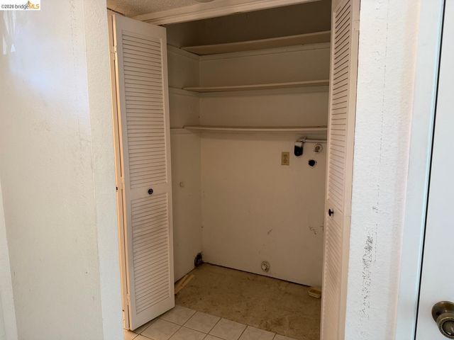 1175 Kenwal Rd B, Concord, CA 94521