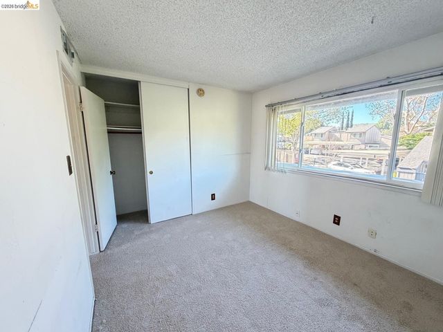 1175 Kenwal Rd B, Concord, CA 94521