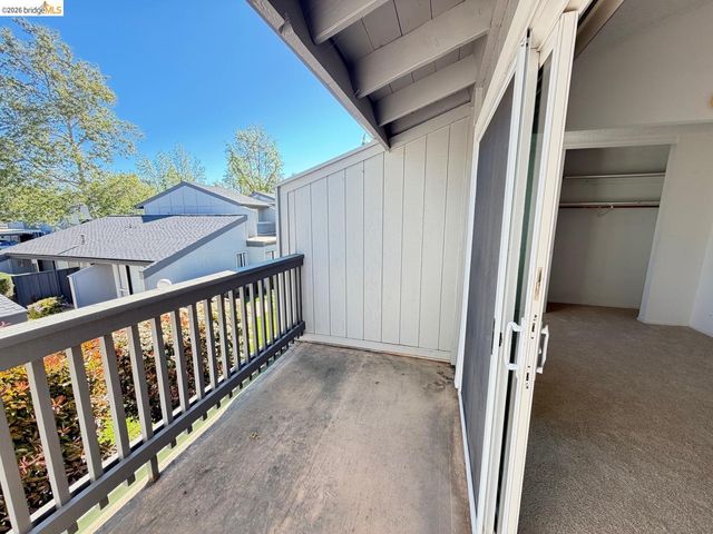 1175 Kenwal Rd B, Concord, CA 94521