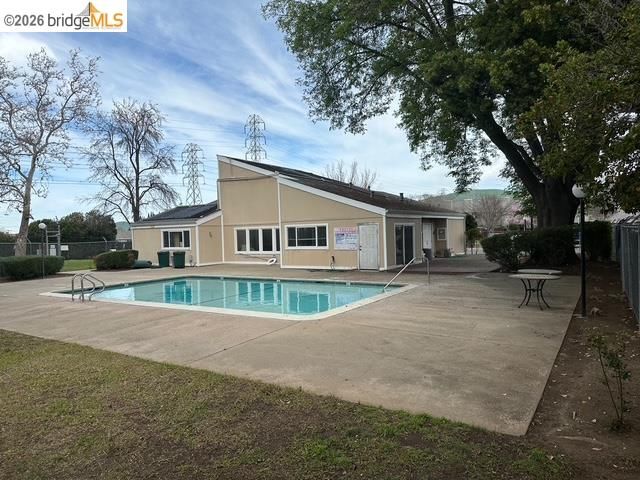 1175 Kenwal Rd B, Concord, CA 94521
