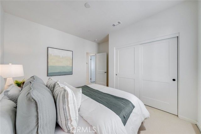 105 High Meadow, Lake Forest (el Toro), CA 92610