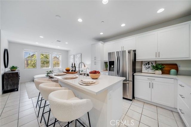 105 High Meadow, Lake Forest (el Toro), CA 92610