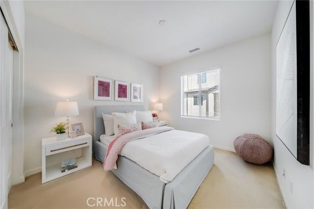 105 High Meadow, Lake Forest (el Toro), CA 92610