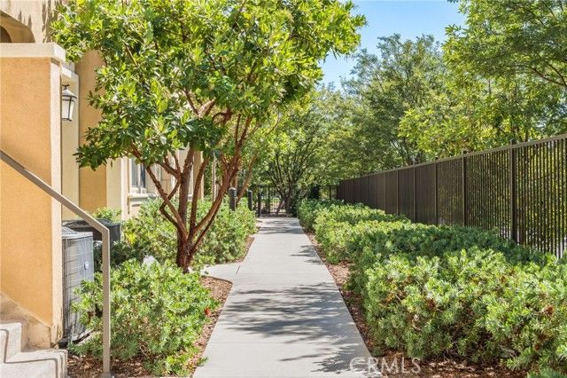 105 High Meadow, Lake Forest (el Toro), CA 92610