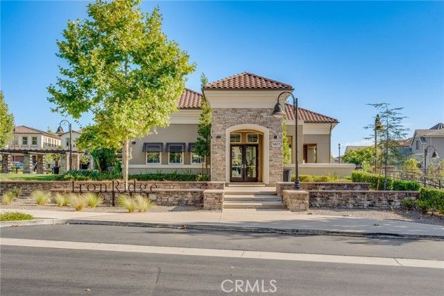 105 High Meadow, Lake Forest (el Toro), CA 92610