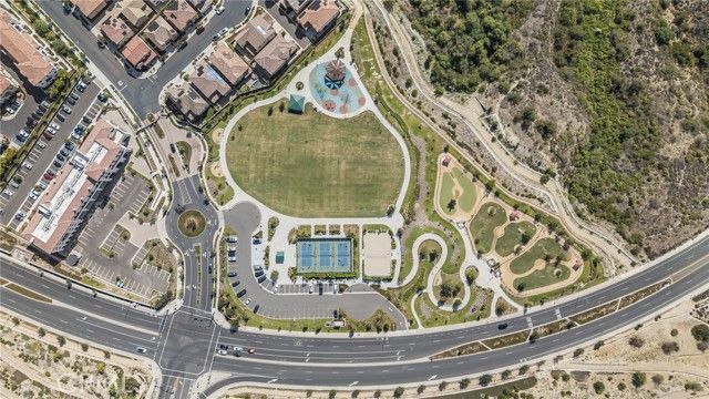 105 High Meadow, Lake Forest (el Toro), CA 92610