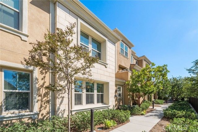 105 High Meadow, Lake Forest (el Toro), CA 92610