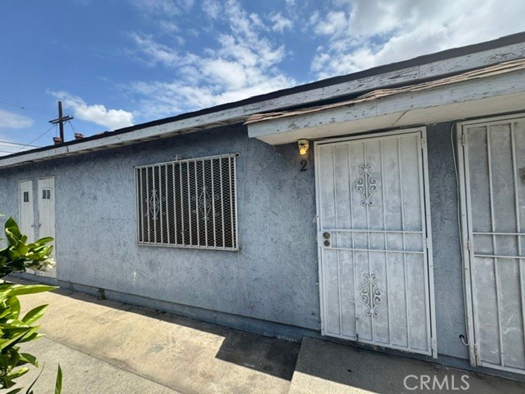 807 E Vernon 2, Los Angeles, CA 90011