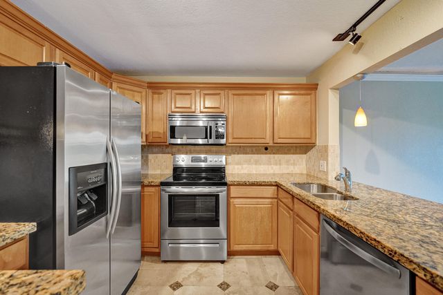 1000 RIVER REACH Drive 506, Fort Lauderdale, FL 33315