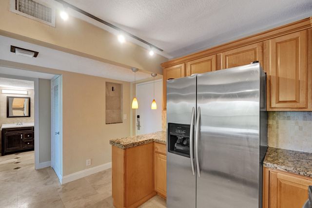 1000 RIVER REACH Drive 506, Fort Lauderdale, FL 33315