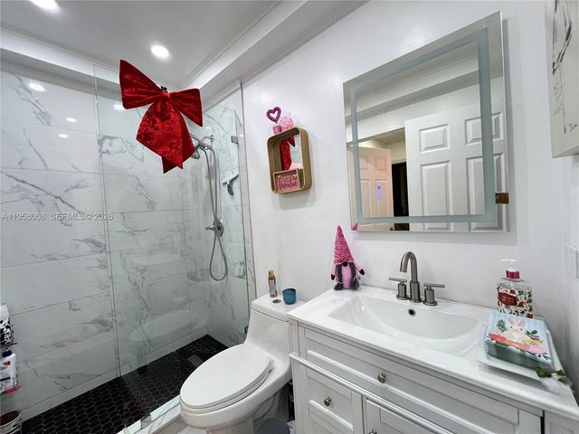 13249 NW 9th Ln, Miami, FL 33182