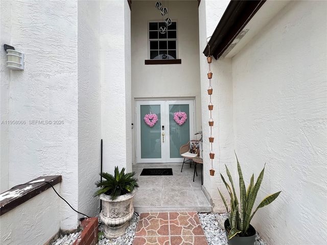 13249 NW 9th Ln, Miami, FL 33182