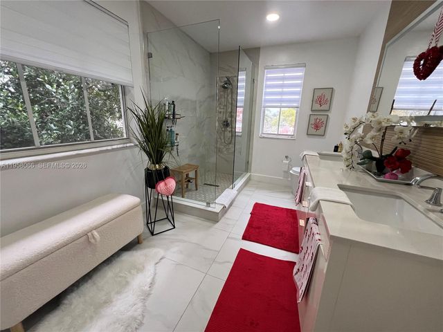 13249 NW 9th Ln, Miami, FL 33182