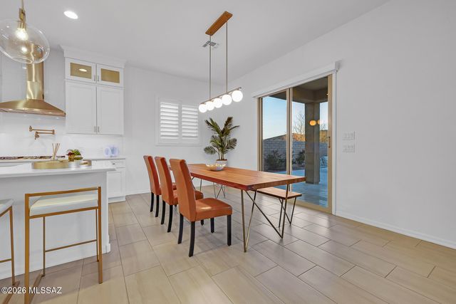 6954 W Foothills Acacia Place, Marana, AZ 85658