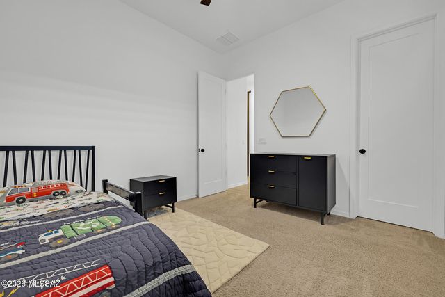 6954 W Foothills Acacia Place, Marana, AZ 85658