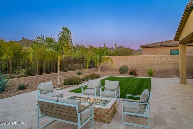 6954 W Foothills Acacia Place, Marana, AZ 85658