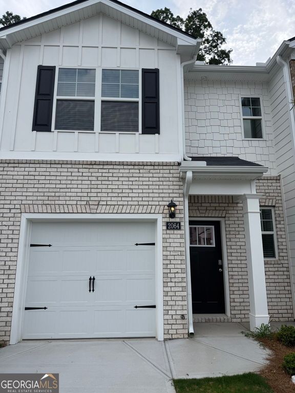 2064 Crossing Road, Stone Mountain, GA 30088