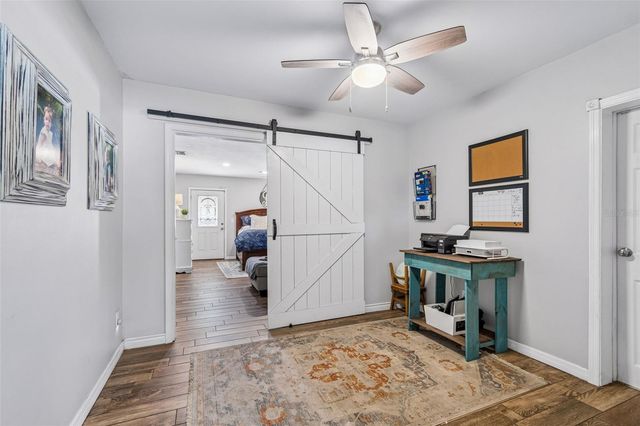 10748 VILLAGE GREEN AVE, Seminole, FL 33772