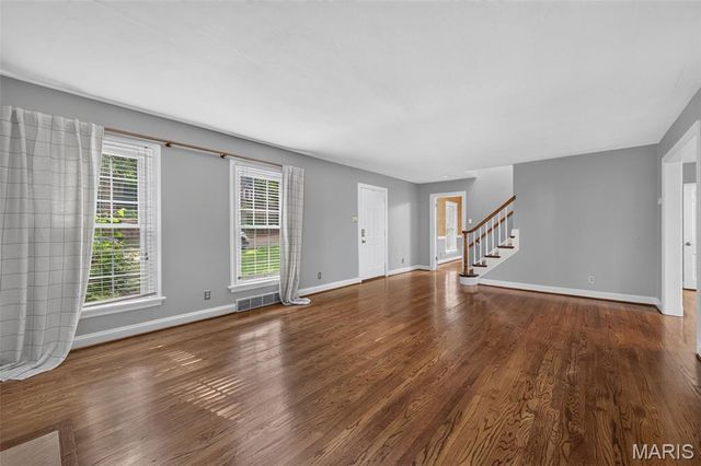 35 Wildwood Lane, Kirkwood, MO 63122