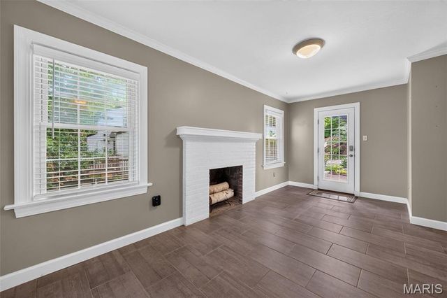35 Wildwood Lane, Kirkwood, MO 63122