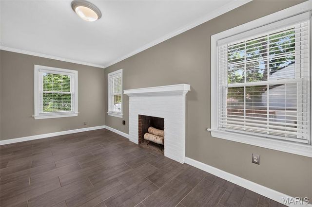 35 Wildwood Lane, Kirkwood, MO 63122