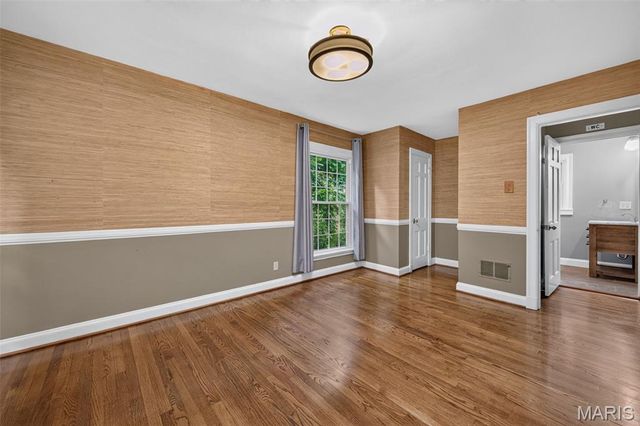 35 Wildwood Lane, Kirkwood, MO 63122